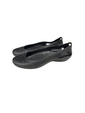 Womens Black Crocs Flats W7 Lightweight Water-Resistant Slip-On Shoes